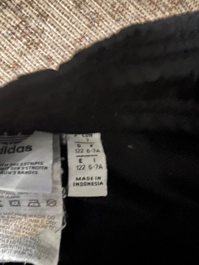 Adidas track pants (Category: Babies & Kids Fashion) located in Manila. Submitted by _baglover21 (Listing ID 1389806206, Image 3). Description: .