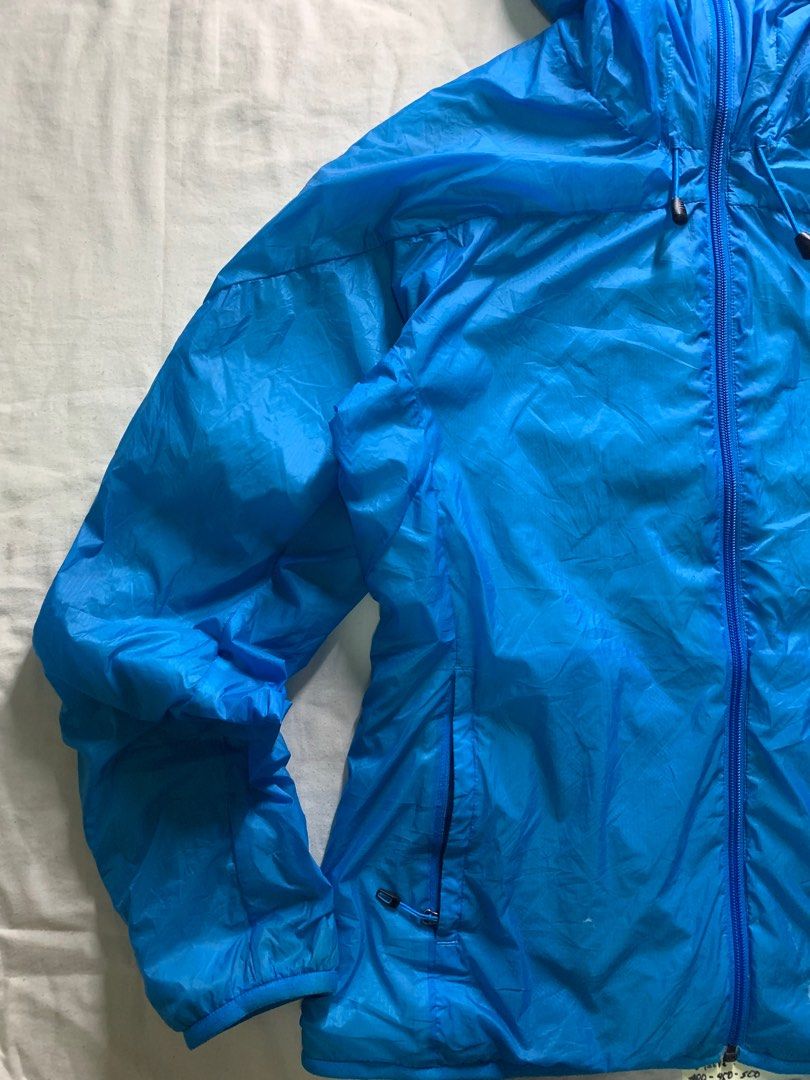 Adidas Windbreaker Jacket (Category: Coats, Jackets and Outerwear) located in San Fernando. Submitted by driploop.ph (Listing ID 1389843532, Image 3). Description: Dimes on the first pic. Issue: Minimal Paint Stains 500 + sf (J&t).