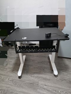 (Category: ) located in . Submitted by cheapsellcomebuy (Listing ID 1389698991, Image 1). Description: .