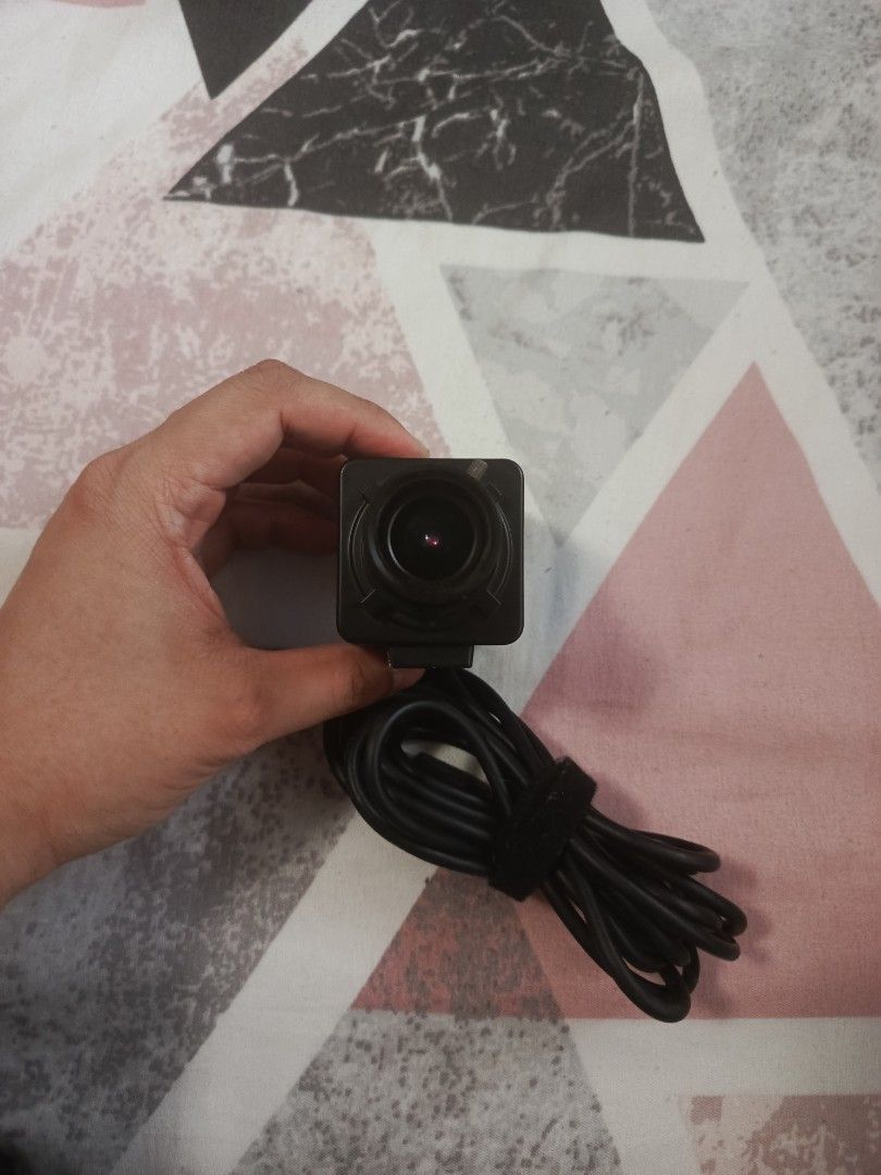 Aibecy 1080p USB Camera w/ Desk Mount (HD Webcam for PC/Mac/Linux) (Category: Webcams) located in Manila. Submitted by oadizon (Listing ID 1389749750, Image 2). Description: Aibecy 1080p USB Camera, perfect for online meetings, streaming, and video calls. Full HD 1080p resolution for sharp video. Really Good Quality! 10x better than your laptop webcam. Plug & Play via USB, no drivers required Compatible with Windows, Mac, and Linux Comes with a F