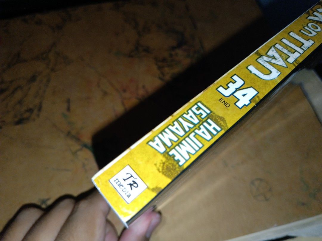 AOT ch.34 (Category: Comics & Manga) located in Taguig. Submitted by Kravein03057 (Listing ID 1389748533, Image 2). Description: ‼️Attack on Titan Manga for sale‼️ ‼️‼️Bootleg print‼️‼️ ₱150.