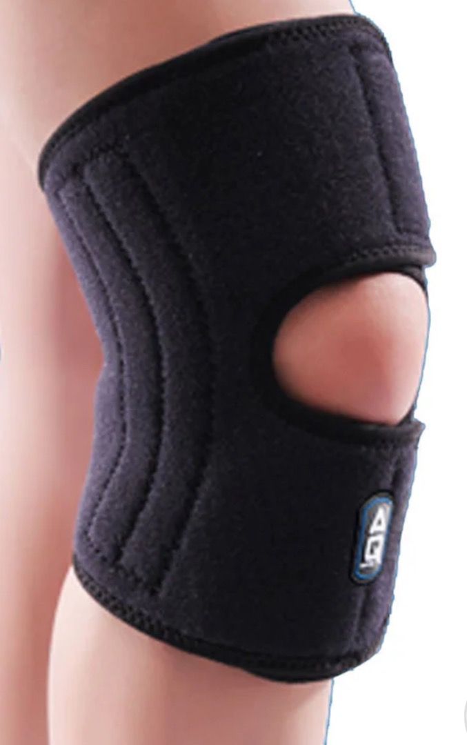 AQ Knee Stabilizer - Premium Support for Active Recovery (Category: Braces, Support & Protection) located in Makati City. Submitted by mount_assetace (Listing ID 1388649622, Image 1). Description: Lightly used (less than 10times), this AQ Knee Stabilizer is ready to support someone new. Designed for sore or injured knees, it provides reliable compression and stability to aid healing and prevent further strain. ✅ Ideal for post injury recovery or 