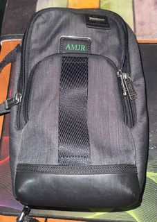 (Category: ) located in . Submitted by hpygoods (Listing ID 1389330693, Image 1). Description: .