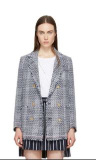 (Category: ) located in . Submitted by saksthriftavenuebyluckymaria8 (Listing ID 1389806406, Image 1). Description: .