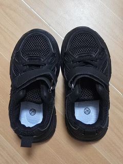 （分類：）位於 。 由 hkm852 提交（商品編號 1389683177，圖片 1）。簡介： 。