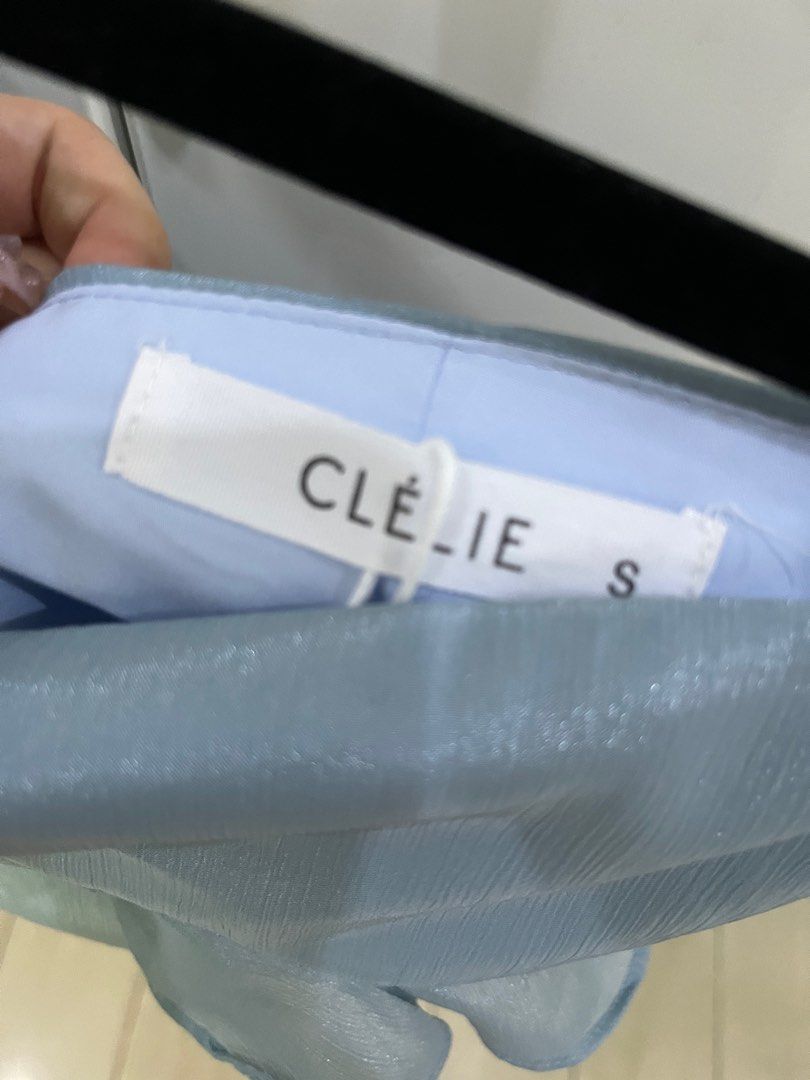 Blue ruffled asymmetric top (jellyfish style) (Category: Blouses) located in Quezon City. Submitted by extrastyle (Listing ID 1389720556, Image 2). Description: .