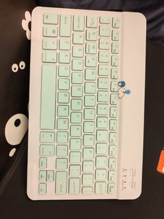 Bluetooth Keyboard64083013849346110