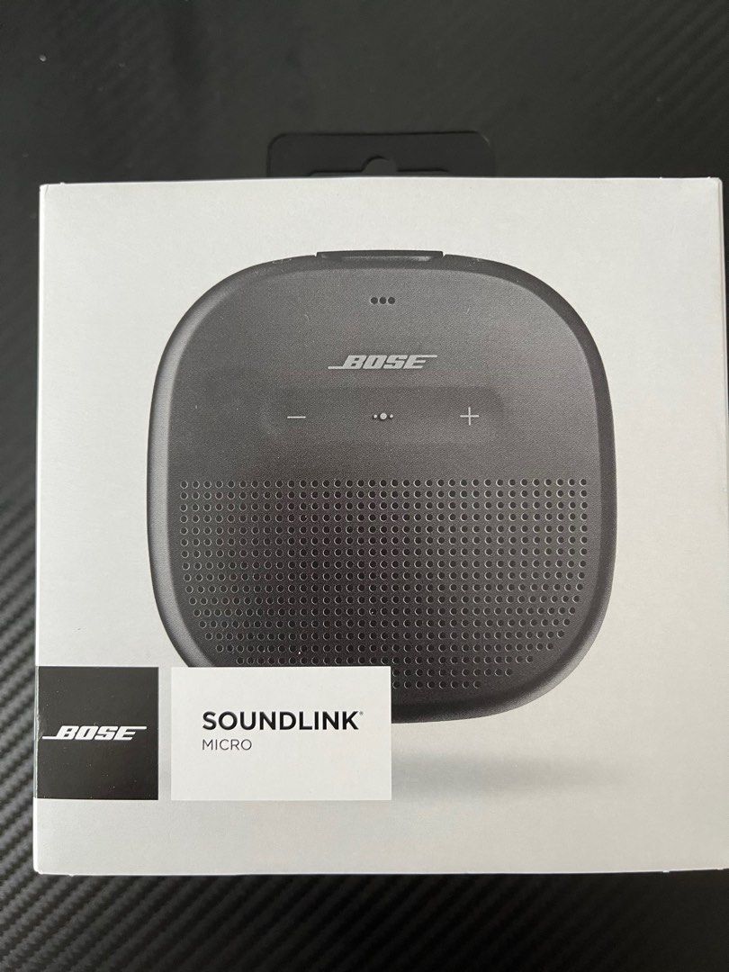 BOSE SoundLink portable speaker63825887544579111