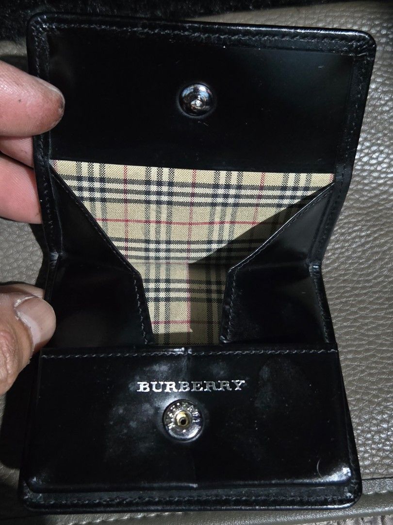 Burberry (Category: Luxury Bags & Wallets) located in Manila. Submitted by ritzselect26 (Listing ID 1389830476, Image 3). Description: vintage burberry mini black leather nova check coin purse unisex.