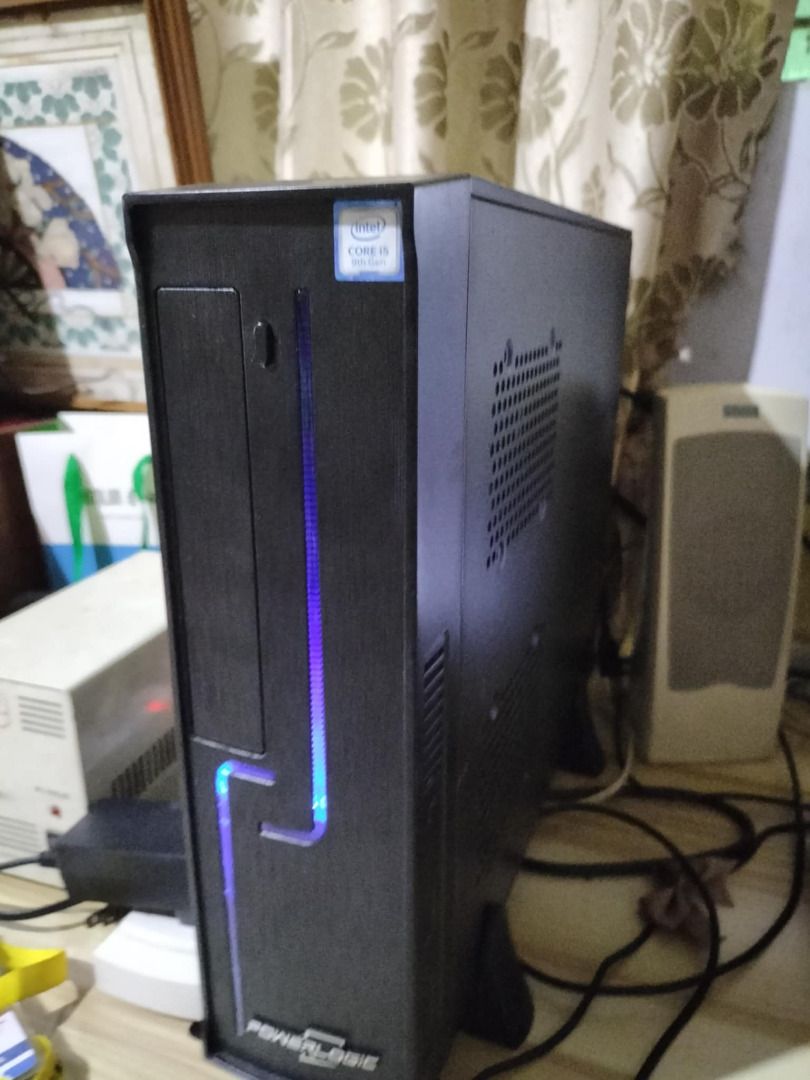 Complete i5 9th Gen Desktop with Monitor, keyboard, speakers ...