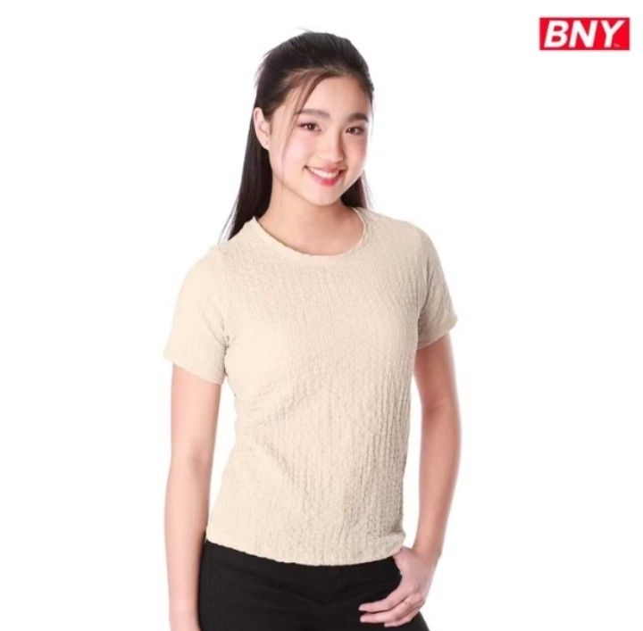crepe bubble shirt (Category: Shirts) located in Quezon City. Submitted by happyleafff (Listing ID 1389714014, Image 3). Description: Brand: BNY jeans Size: Can fit M-L frame used once, no flaws Rfs: decluttering - no when worn & rush shipping - items are preloved. please manage expectations - pay as you order - mode of payment: gcash, bdo.