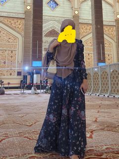 （分類：）位於 。 由 modest_drapes 提交（商品編號 1389821515，圖片 1）。簡介： 。