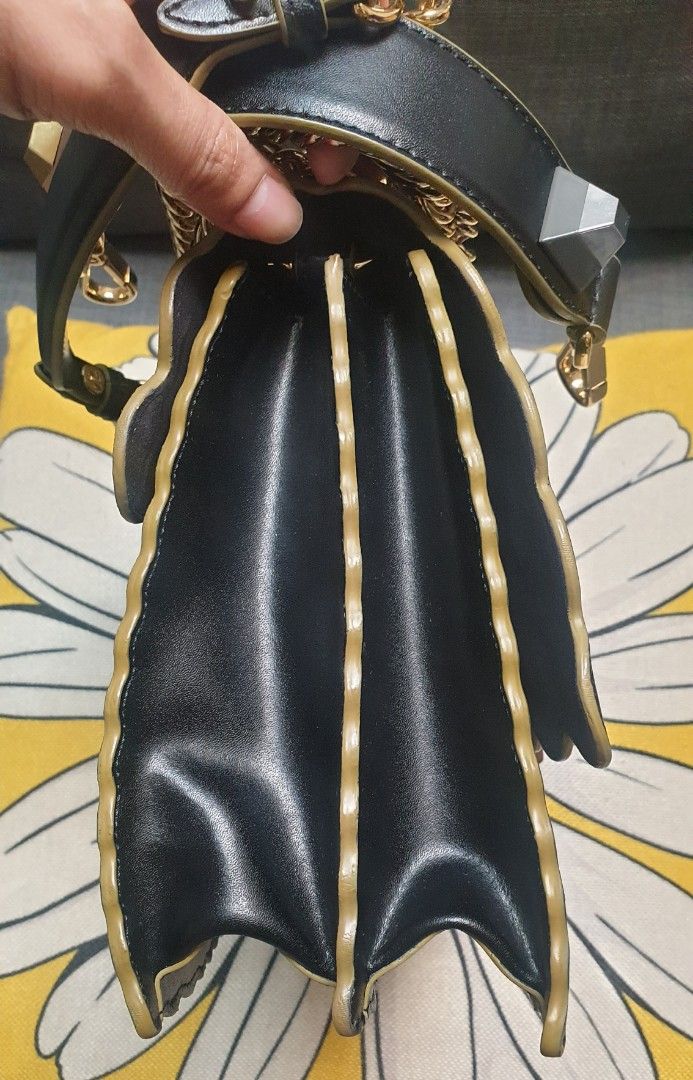 FENDI Kan I (Category: Luxury Bags & Wallets) located in General Trias. Submitted by mimispreloves (Listing ID 1389841399, Image 3). Description: ❗FENDI Kan I Top handle bag Rank A with authenticity card & dustbag Php42k only.