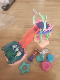 (Category: ) located in . Submitted by szeeec (Listing ID 1389721560, Image 1). Description: .