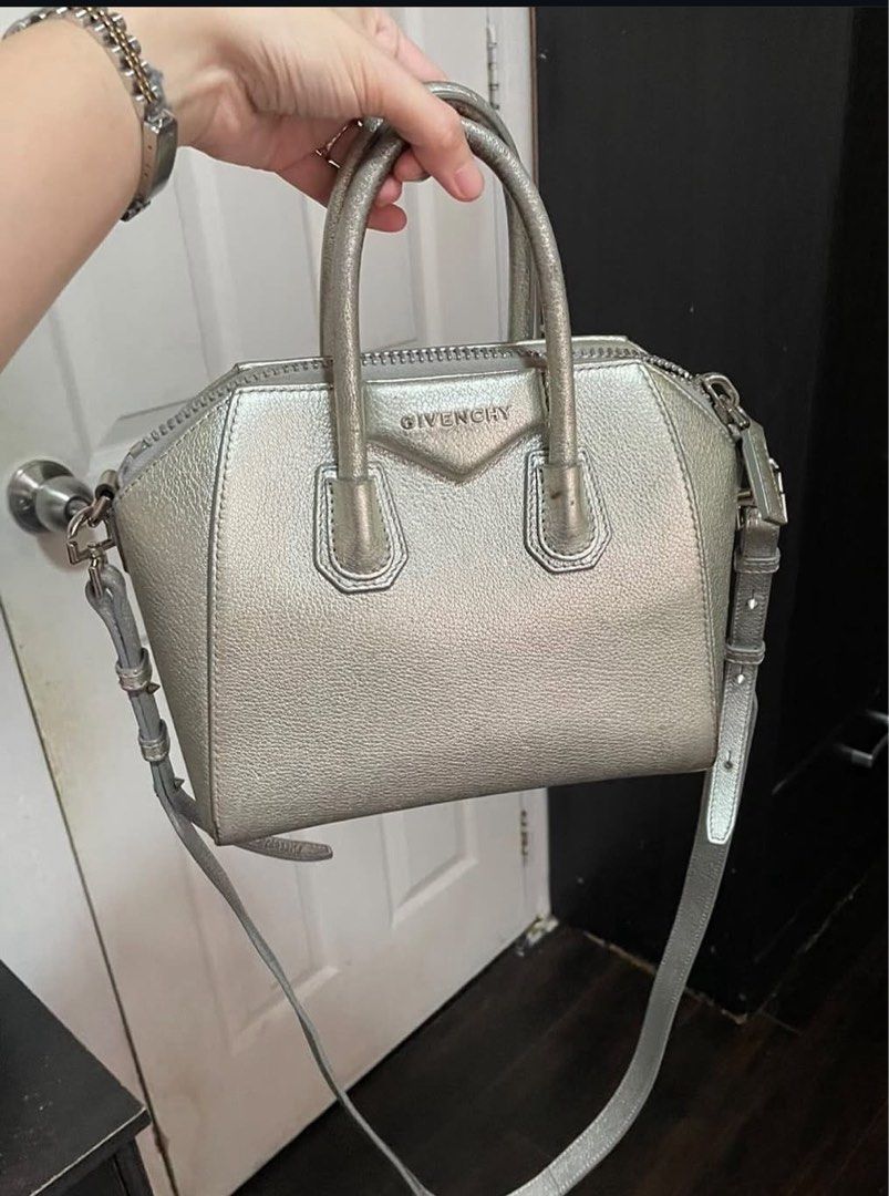 Authentic Givenchy Antigona Bag micro (Category: Luxury Bags & Wallets) located in Cavite. Submitted by cbmae (Listing ID 1389826400, Image 1). Description: Only slightly color fading & minor scratches .