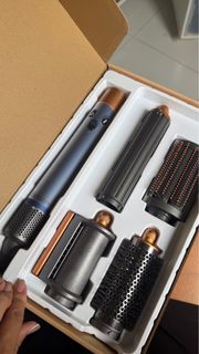(Category: ) located in . Submitted by le-shop (Listing ID 1389723113, Image 1). Description: .