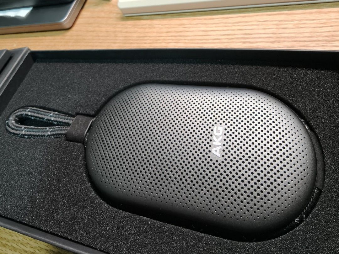 Harman AKG S20 portable speaker amplifier street63825887365250111