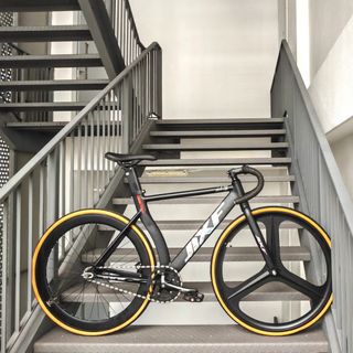 (Category: ) located in . Submitted by mr.bicycles (Listing ID 1389629719, Image 1). Description: .