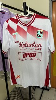 (Category: ) located in . Submitted by aniqdin22 (Listing ID 1389844228, Image 1). Description: .