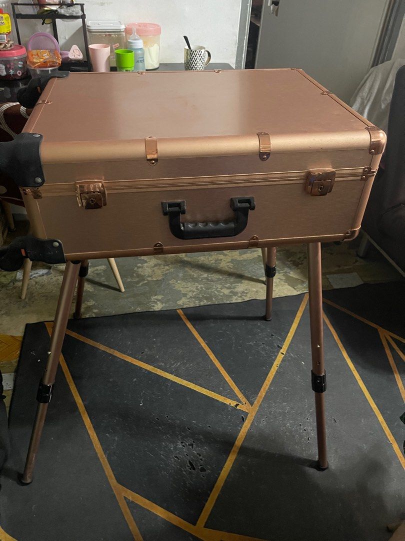 Makeup trolley sale or swap (Category: Makeup) located in Cavite. Submitted by dilancay (Listing ID 1389691801, Image 2). Description: Makeup trolley still in good condition minimal scratches only open for swap This one is big size marame kayo malalagay na makeups.