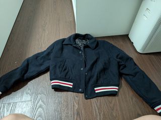 (Category: ) located in . Submitted by kimmochi (Listing ID 1389767471, Image 1). Description: .