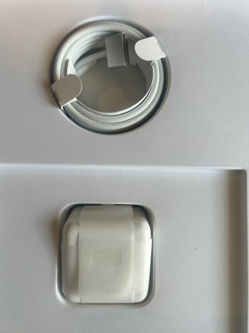 Original 35w adapter with Magsafe 3 cable (Category: Chargers & Cables) located in Quezon City. Submitted by emter (Listing ID 1389679989, Image 1). Description: Charger set came with Macbook, never been used - with original packaging RFS- extra unit, still have charger from previous laptop.
