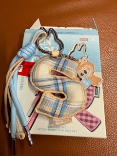 （分類：）位於 。 由 AIP.CCW 提交（商品編號 1389820417，圖片 1）。簡介： 。