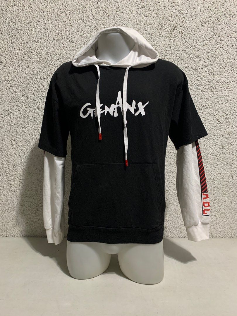 Preloved Hoodie Jacket (Category: Coats, Jackets and Outerwear) located in Cainta. Submitted by 250510 (Listing ID 1389841078, Image 1). Description: Preloved Hoodie Jacket Size : S -M Good Condition .