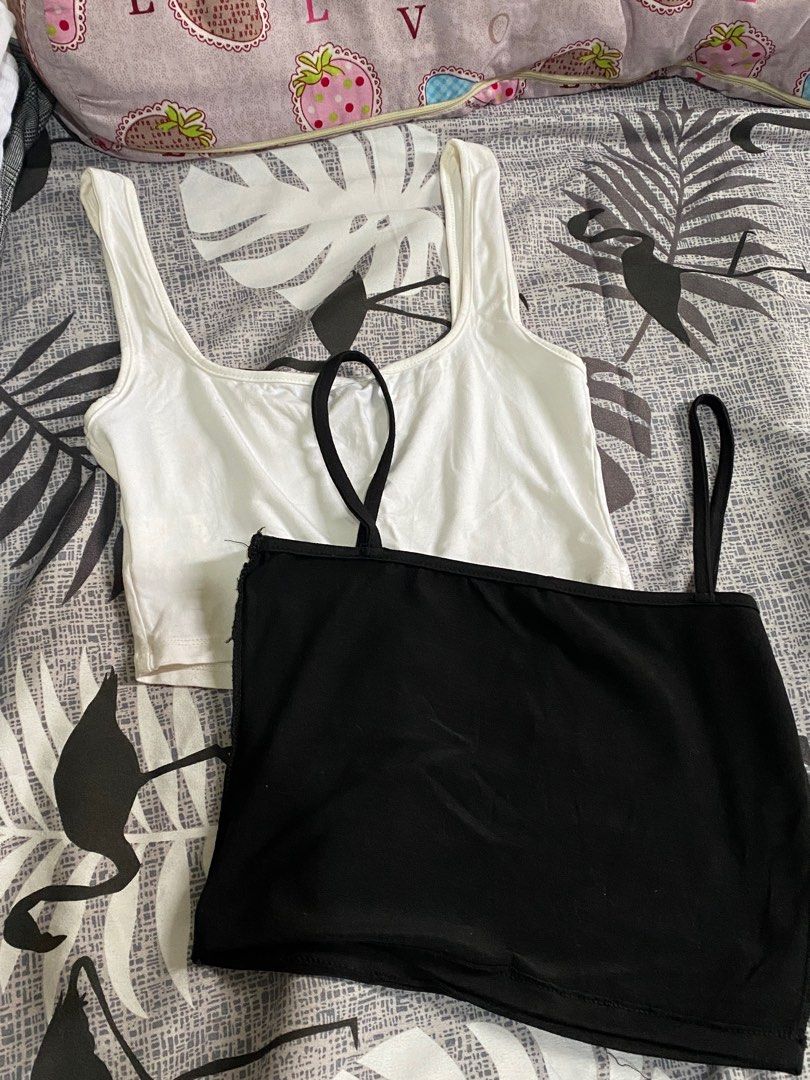 Tank Tops (Set) (Category: Blouses) located in Marilao. Submitted by dnncsd (Listing ID 1389732977, Image 1). Description: Tank Tops Small to Medium.