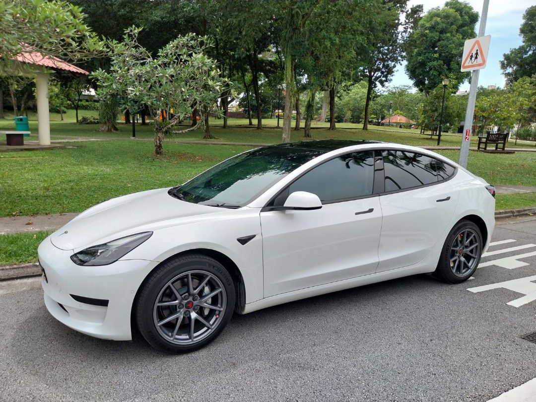 Tesla Model 3 Electric Tesla Model 3 Standard Model Auto (Category: Used Cars) located in Singapore. Submitted by oakleyrepair (Listing ID 1389814263, Image 1). Description: Brand New condition, under utilised, low mileage.