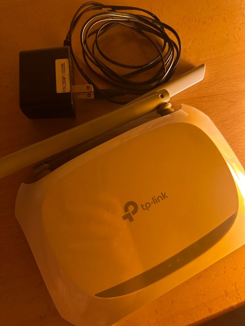 TP-Link TL-WR840N 300Mbps Wireless N Router (Category: Networking) located in Quezon City. Submitted by grand_elise (Listing ID 1389809117, Image 1). Description: RFS: di na need Orig price: 670 can do orange app check out.