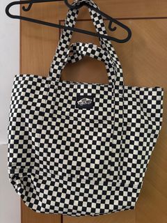 Vans 黑白格紋手提袋64195649990658110