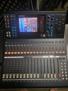 (Category: ) located in . Submitted by audiojunkies (Listing ID 1389688878, Image 1). Description: .