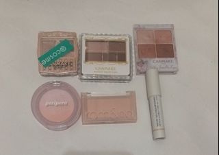 （分類：）位於 。 由 lilikaaaaa21360 提交（商品編號 1390017860，圖片 1）。簡介： 。