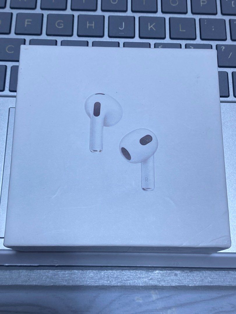 Airpods gen 3 (Category: Headphones & Headsets) located in Manila. Submitted by dimple162 (Listing ID 1389961380, Image 1). Description: .