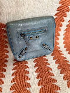 (Category: ) located in . Submitted by shopbymom (Listing ID 1389919322, Image 1). Description: .