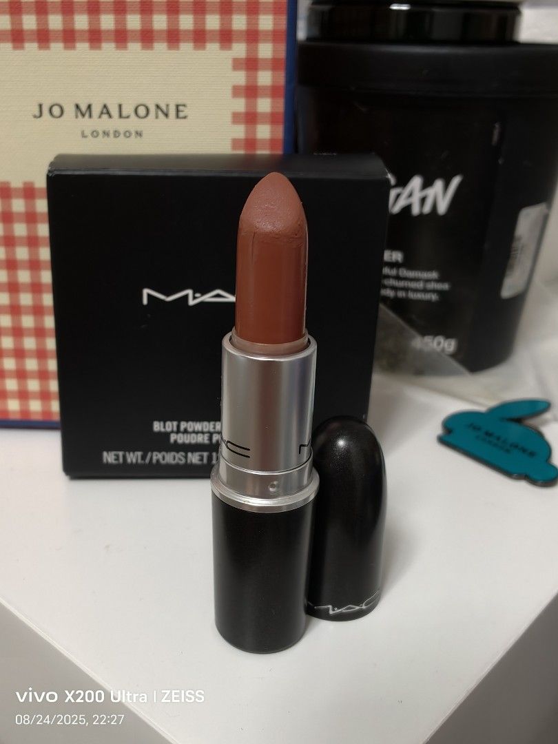 Authentic MAC mocha satin c10 lipstick (Category: Makeup) located in Taguig. Submitted by preloveditems8888 (Listing ID 1390026481, Image 1). Description: Authentic MAC mocha satin c10 lipstick P 800 please refer to the photos for the flaws.