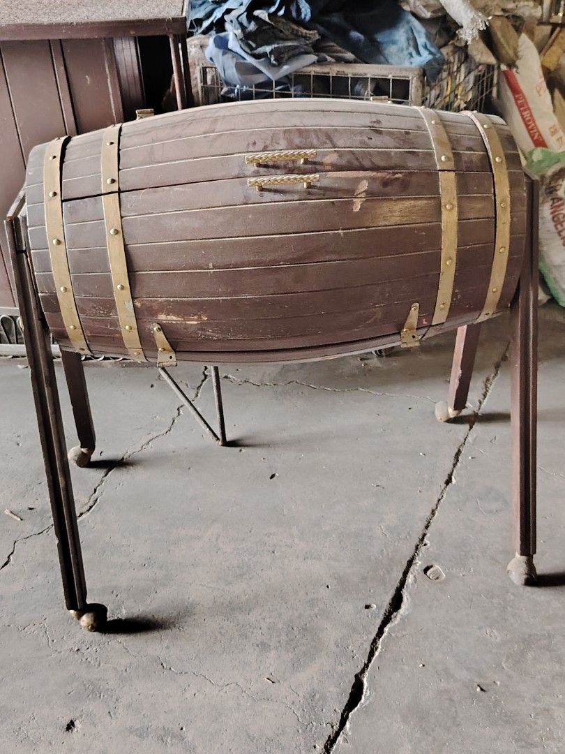 Antique Bar Wine Table Set (Category: Tables & Sets) located in Quezon City. Submitted by cbenz2003 (Listing ID 1389849611, Image 3). Description: .