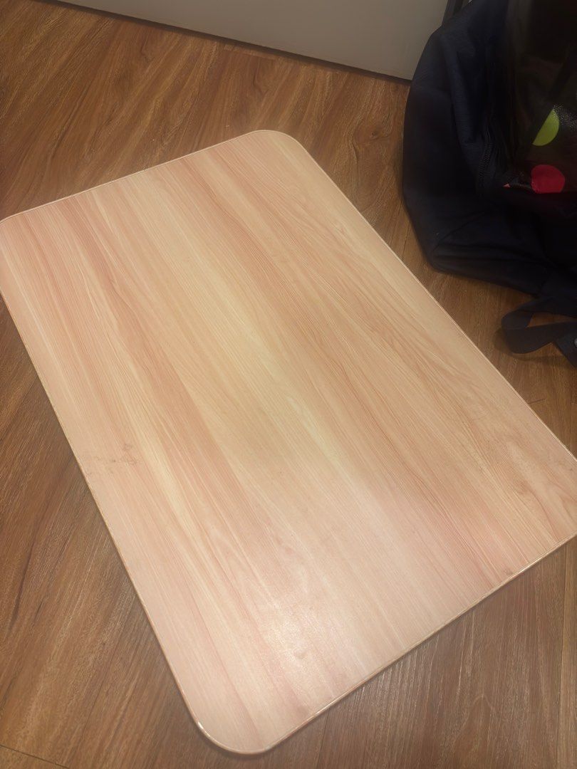 Bed table (Category: Tables & Sets) located in Sungai Buloh. Submitted by prelovedbysha22 (Listing ID 1389996213, Image 1). Description: .