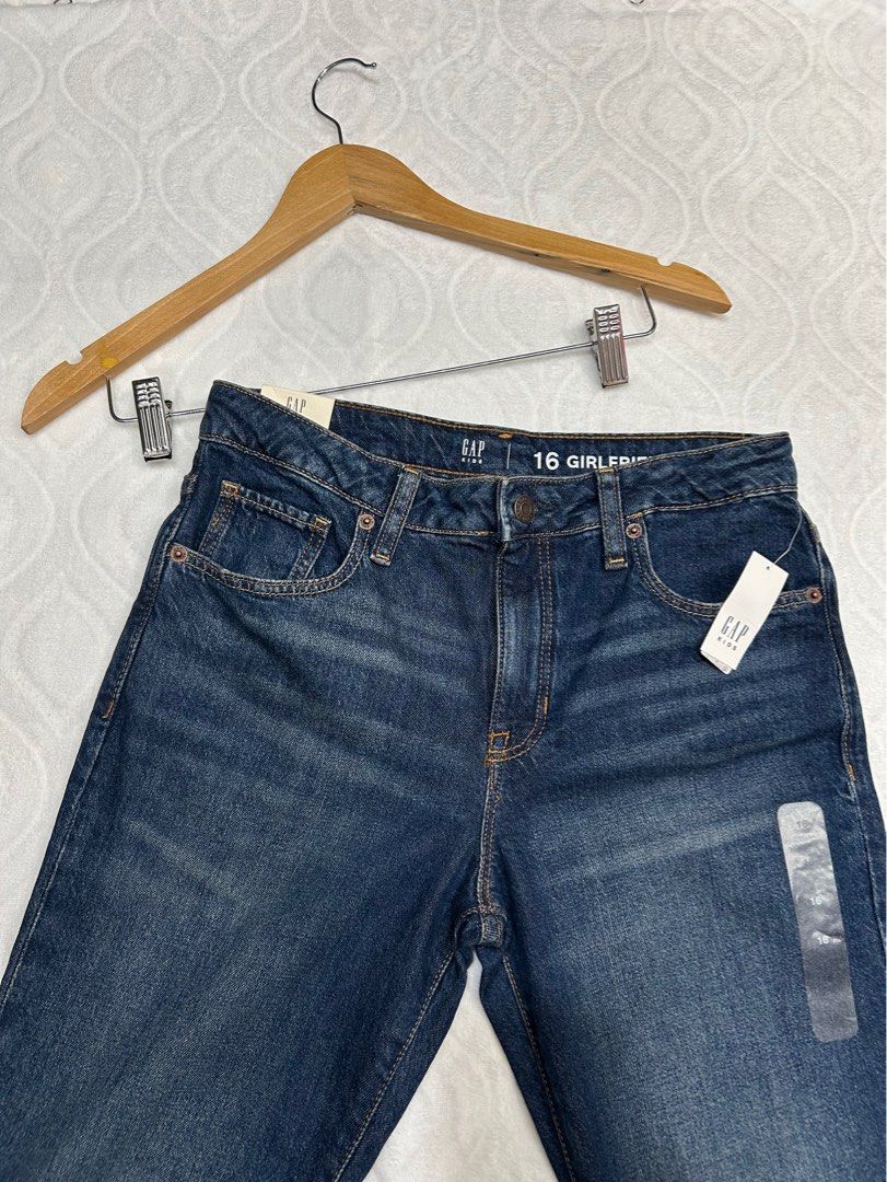 Brand new Gap Kids pants (Category: Jeans) located in Vigan. Submitted by aaamoreapparel (Listing ID 1389904487, Image 1). Description: Size on tag : 13XL/TG Flat lays measurements: W: 27 inch L: 92cm.
