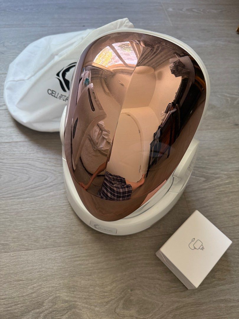 Cell return led 面罩 （分類：面部 - 面部護理）位於 Hong Kong。 由 vivavicb 提交（商品編號 1389919929，圖片 1）。簡介： 。