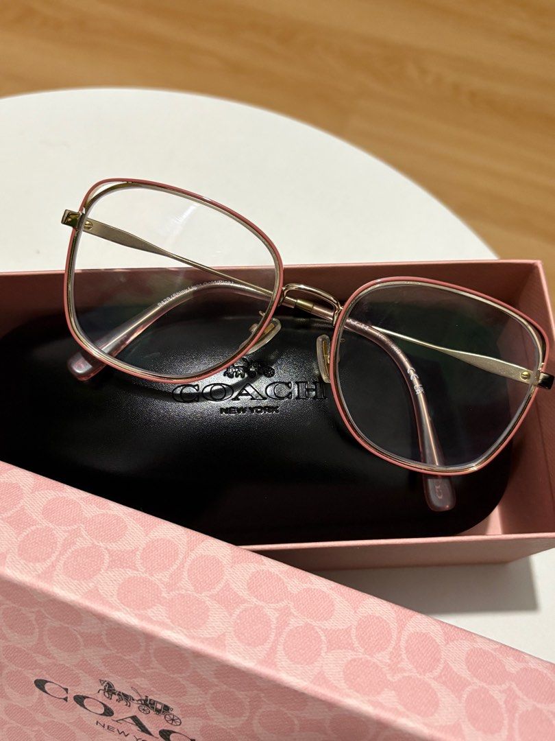Coach Prescription Glass (Category: Other Accessories) located in Cavite. Submitted by miknad (Listing ID 1389990852, Image 2). Description: Bought sa vision express. Di nalang po nagagamit. Pm if interested. Nego sa surebuyer! 😊 .