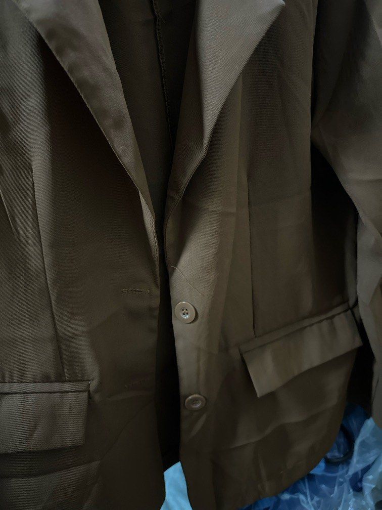 Coat for corporate attire (Category: Coats, Jackets and Outerwear) located in Makati City. Submitted by rocycle (Listing ID 1389902831, Image 3). Description: Coat for office.