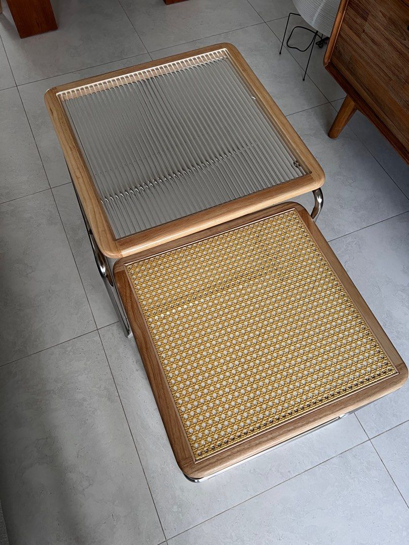 Coffee table (Category: Tables & Sets) located in Singapore. Submitted by jamietan7370 (Listing ID 1389894972, Image 2). Description: Condition: 7/10 One of the screw is missing but still very durable Self collect at my place .