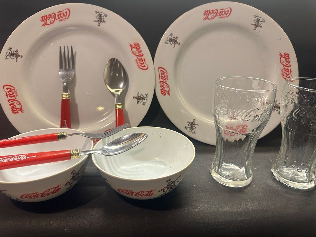 Coke Plates & Utensils Set (Category: Dinnerware & Cutlery) located in Las Pinas. Submitted by mctee (Listing ID 1389951392, Image 1). Description: .