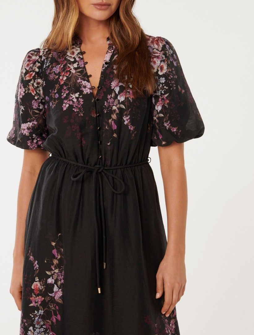 Ever New Floral Maxi Dress (Category: Dresses) located in Taguig. Submitted by tipidd (Listing ID 1389943293, Image 2). Description: Twice used. No belt. Bought from Ever New, can send photo with tag. See last pic when worn..
