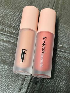 (Category: ) located in . Submitted by yourthriftedbae (Listing ID 1389866371, Image 1). Description: .