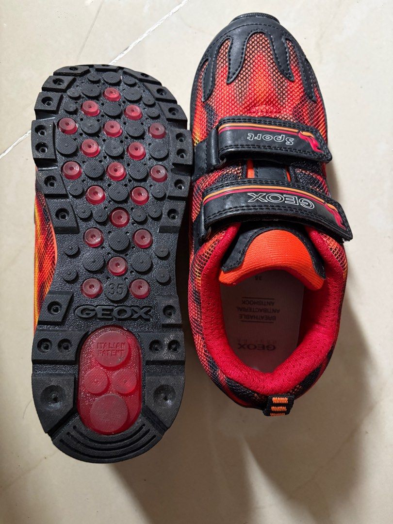 Geox shoes (Category: Babies & Kids Fashion) located in Mandaue City. Submitted by valuevolt (Listing ID 1389858128, Image 3). Description: .