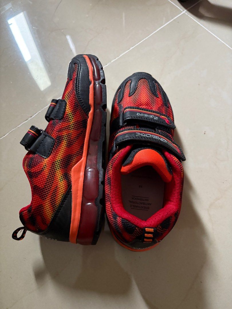 Geox shoes (Category: Babies & Kids Fashion) located in Mandaue City. Submitted by valuevolt (Listing ID 1389858128, Image 1). Description: .