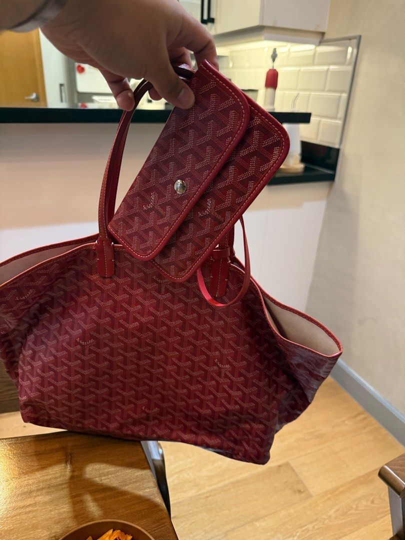 Goyard St Louis PM Tote (Category: Luxury Bags & Wallets) located in Consolacion. Submitted by corbo1027 (Listing ID 1390010432, Image 2). Description: Goyard St Louis Pm Tote Slightly Used Comes with Dustbag and Paperbag Complete tags.
